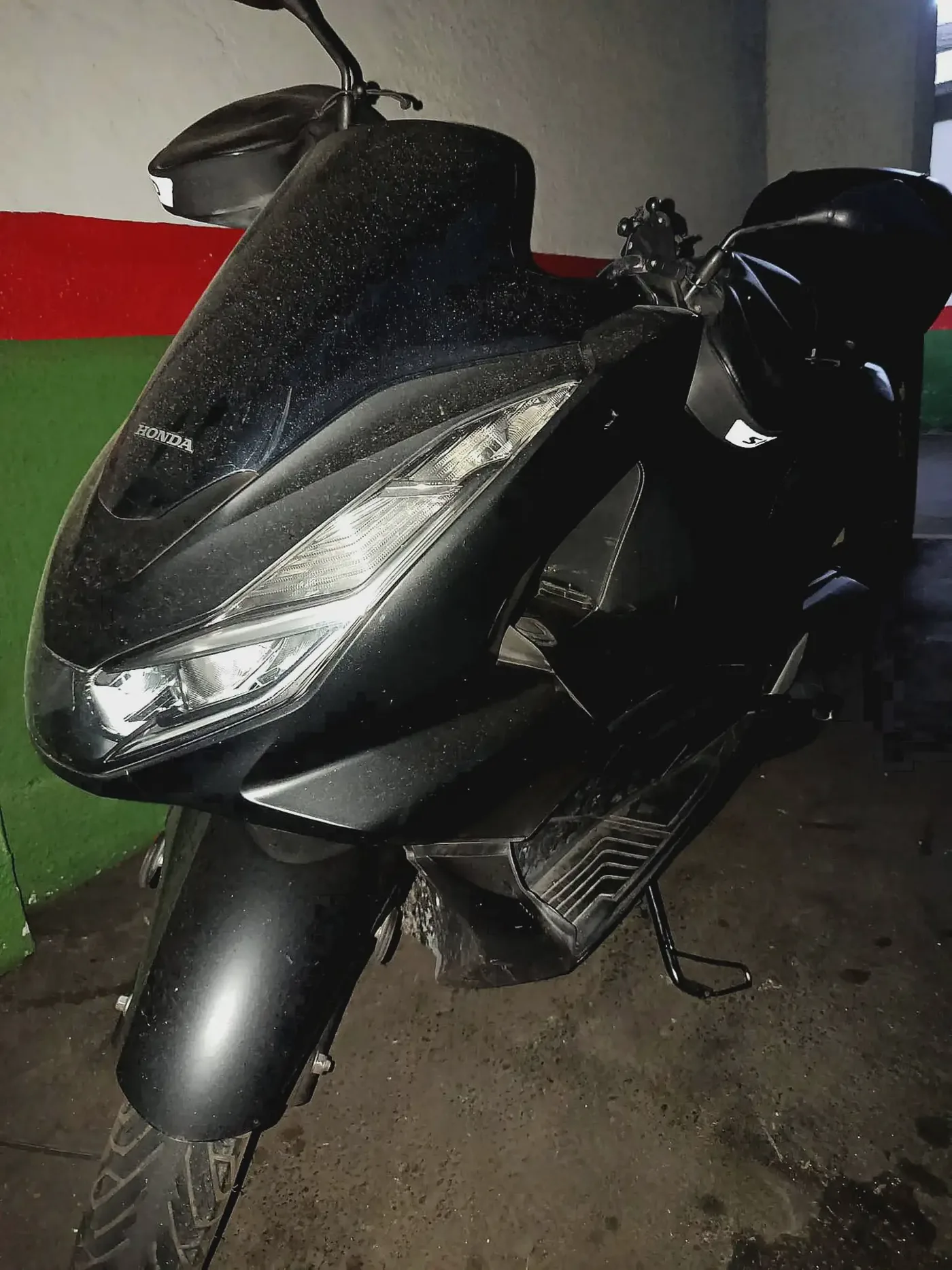Honda PCX125 2100 € 2024 Madrid - 1