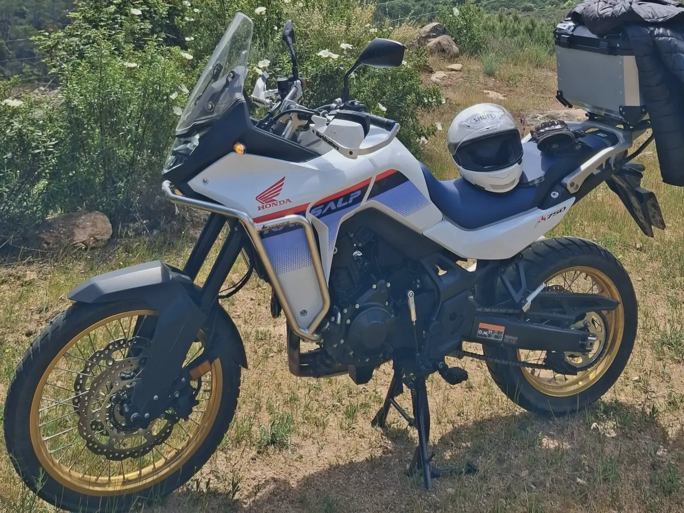 Honda XL750 Transalp - Vista 1