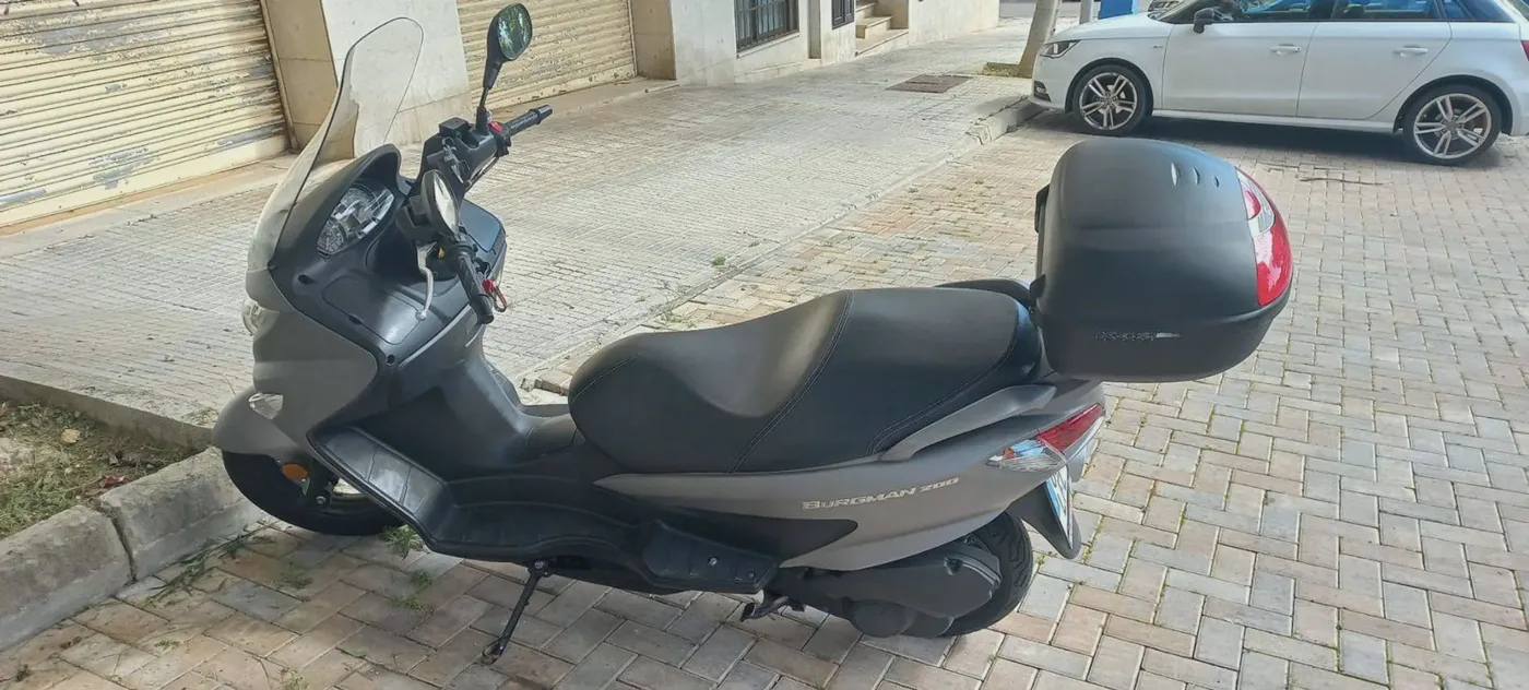 Suzuki Burgman 200 2300 € 2020 Illes Balears - 1