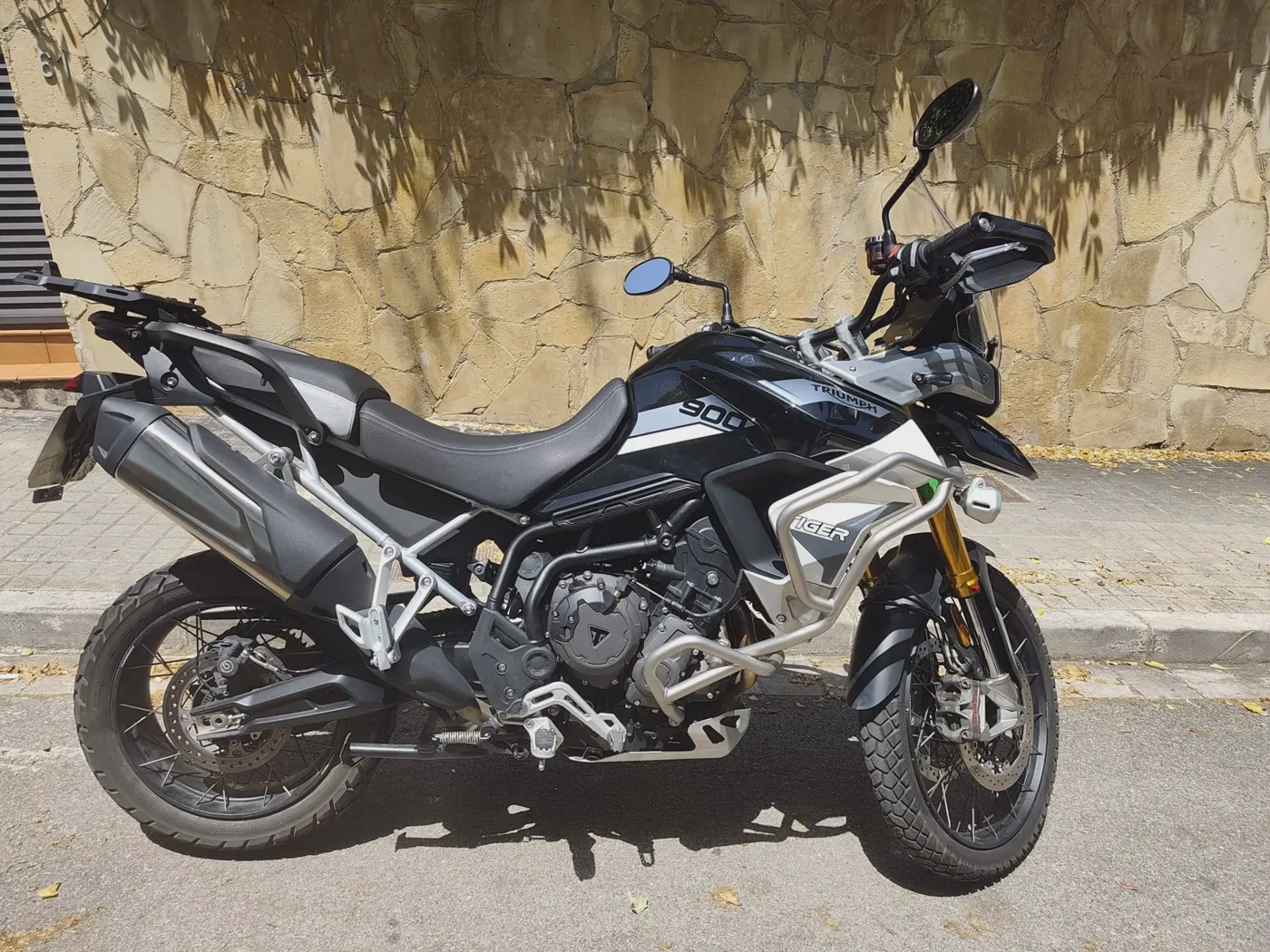 Triumph Tiger 900 - Vista 1