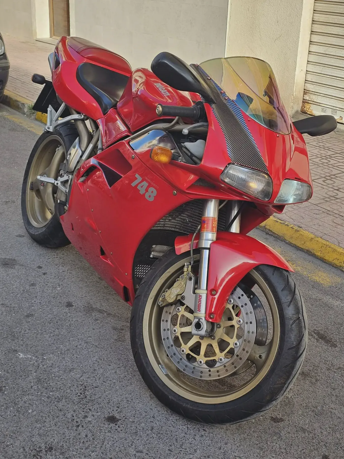 Ducati 748 - Vista 1