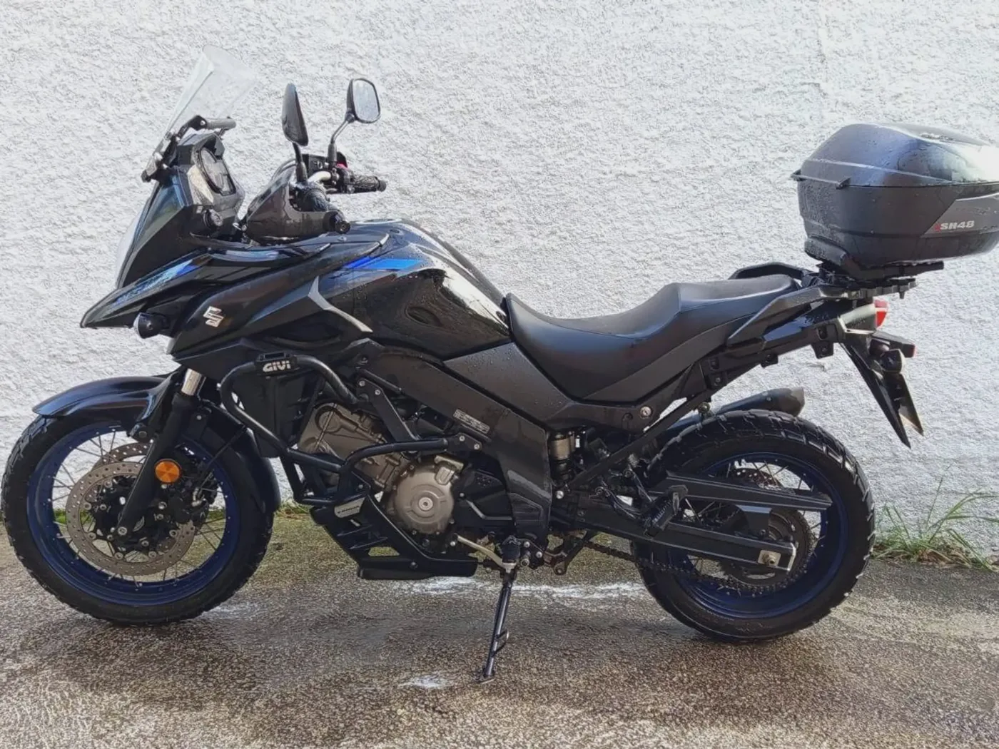 Suzuki V-Strom 650XT 4200 € 2023 Teruel - 1