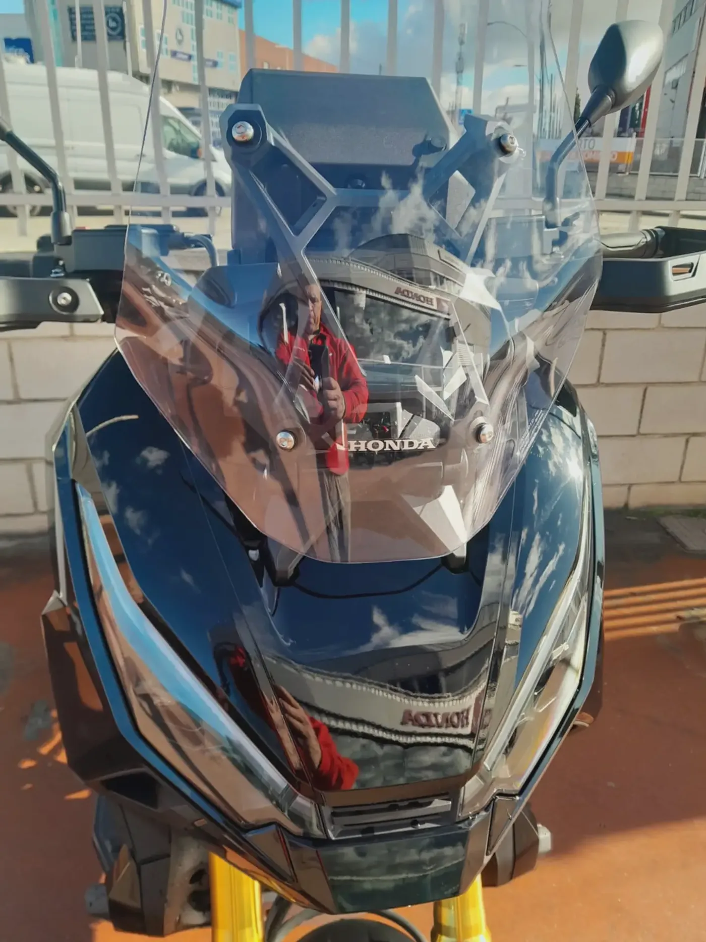 Honda X-ADV 10.700 € 2025 Alicante - 1