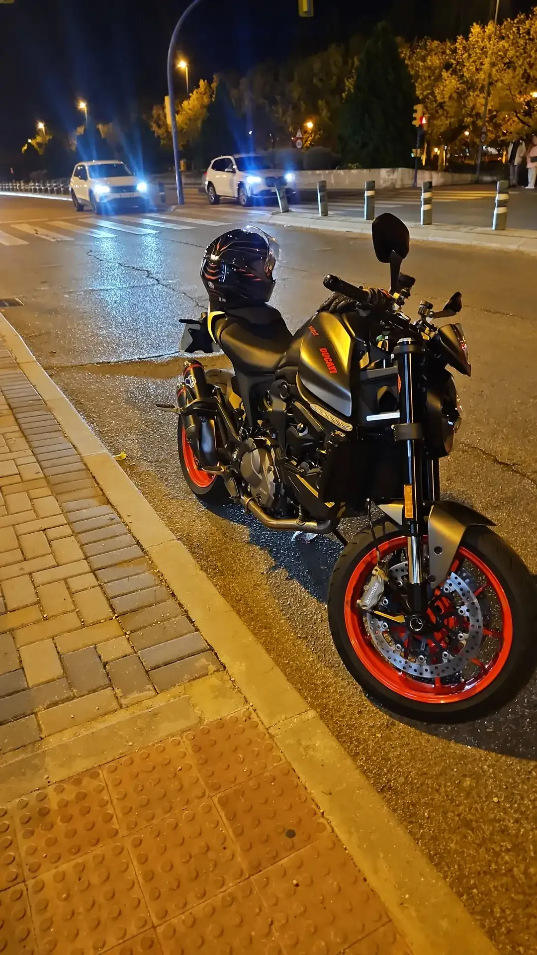Ducati Monster 937 7500 € 2021 Madrid - 1