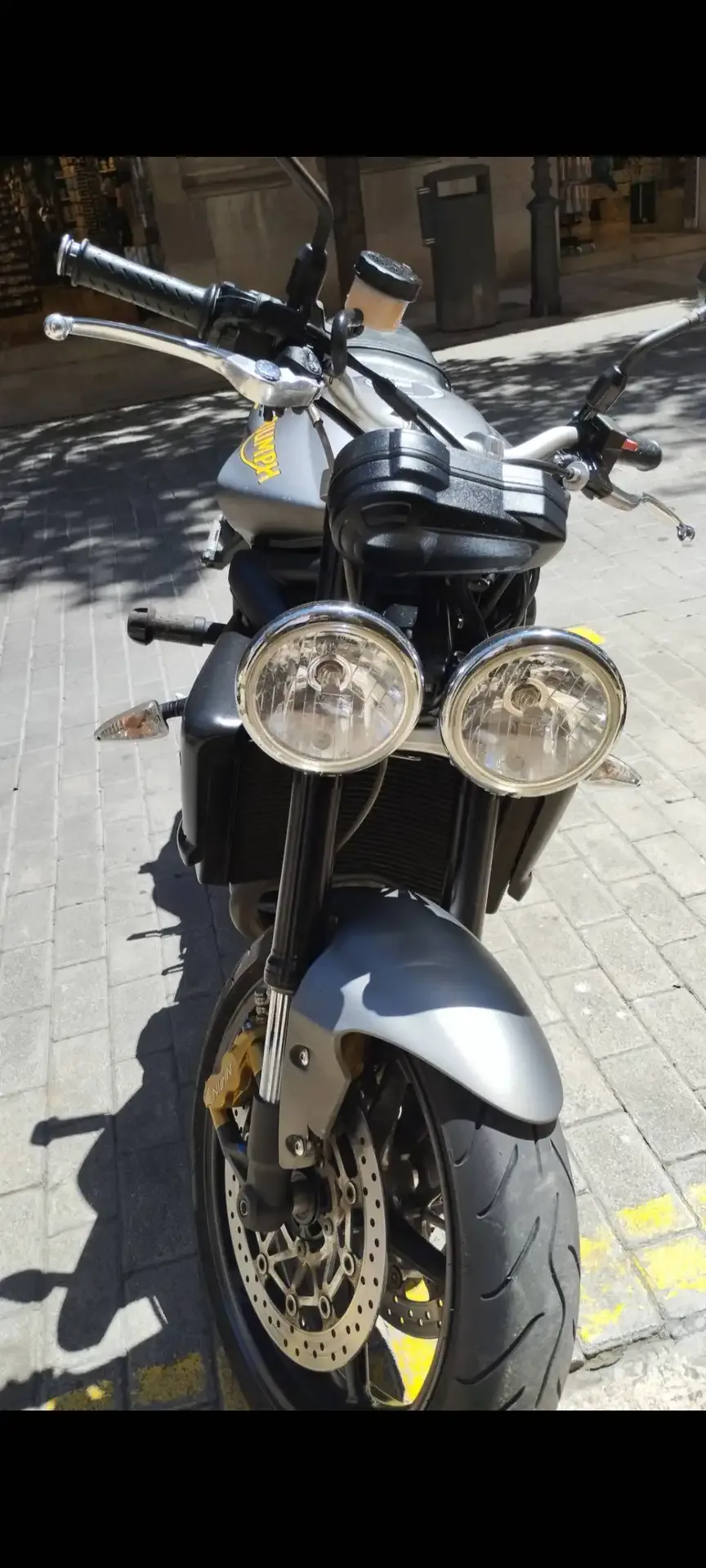 Triumph Street Triple R 3400 € 2010 Illes Balears - 1