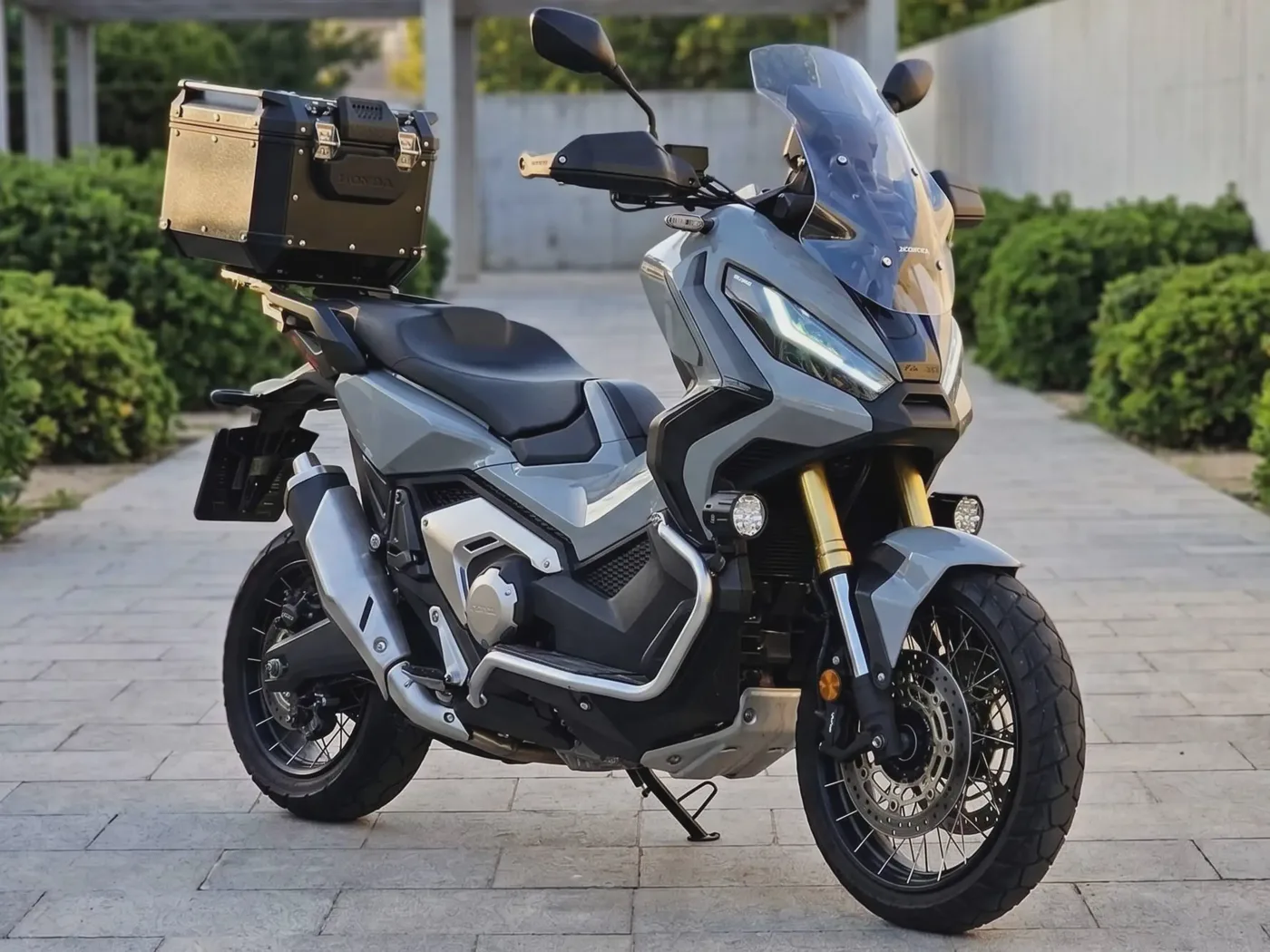 Honda X-ADV 9500 € 2022 Barcelona - 1