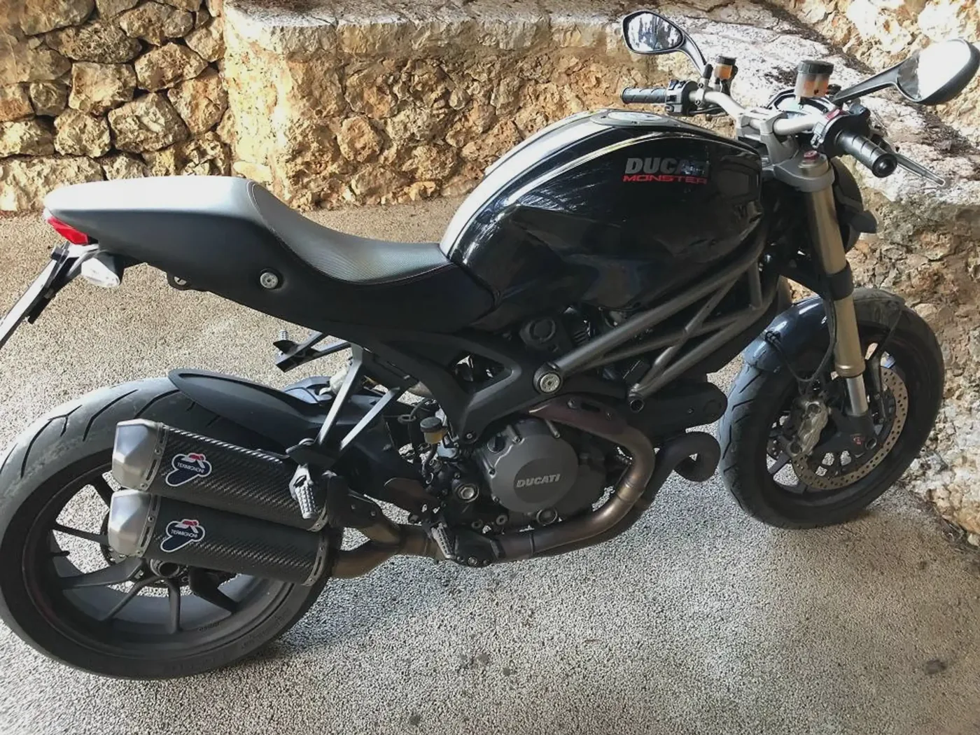 Ducati Monster 1100 3150 € 2013 Valencia - 1