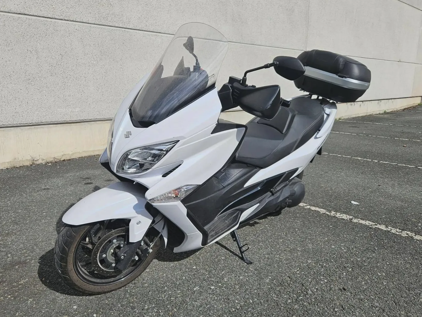 Suzuki Burgman 400 4000 € 2019 Gipuzkoa - 1