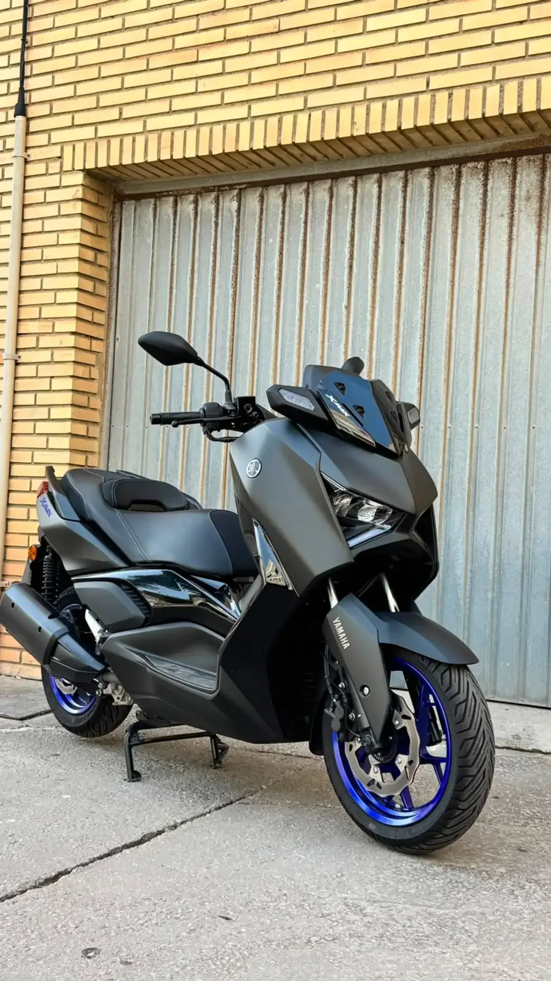 Yamaha XMAX 300 - Vista 1