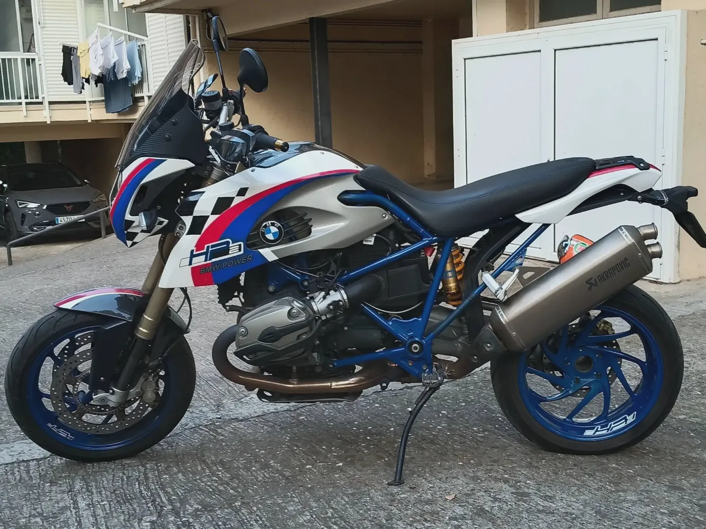 BMW HP2 Megamoto 16.300 € 2010 Barcelona - 1