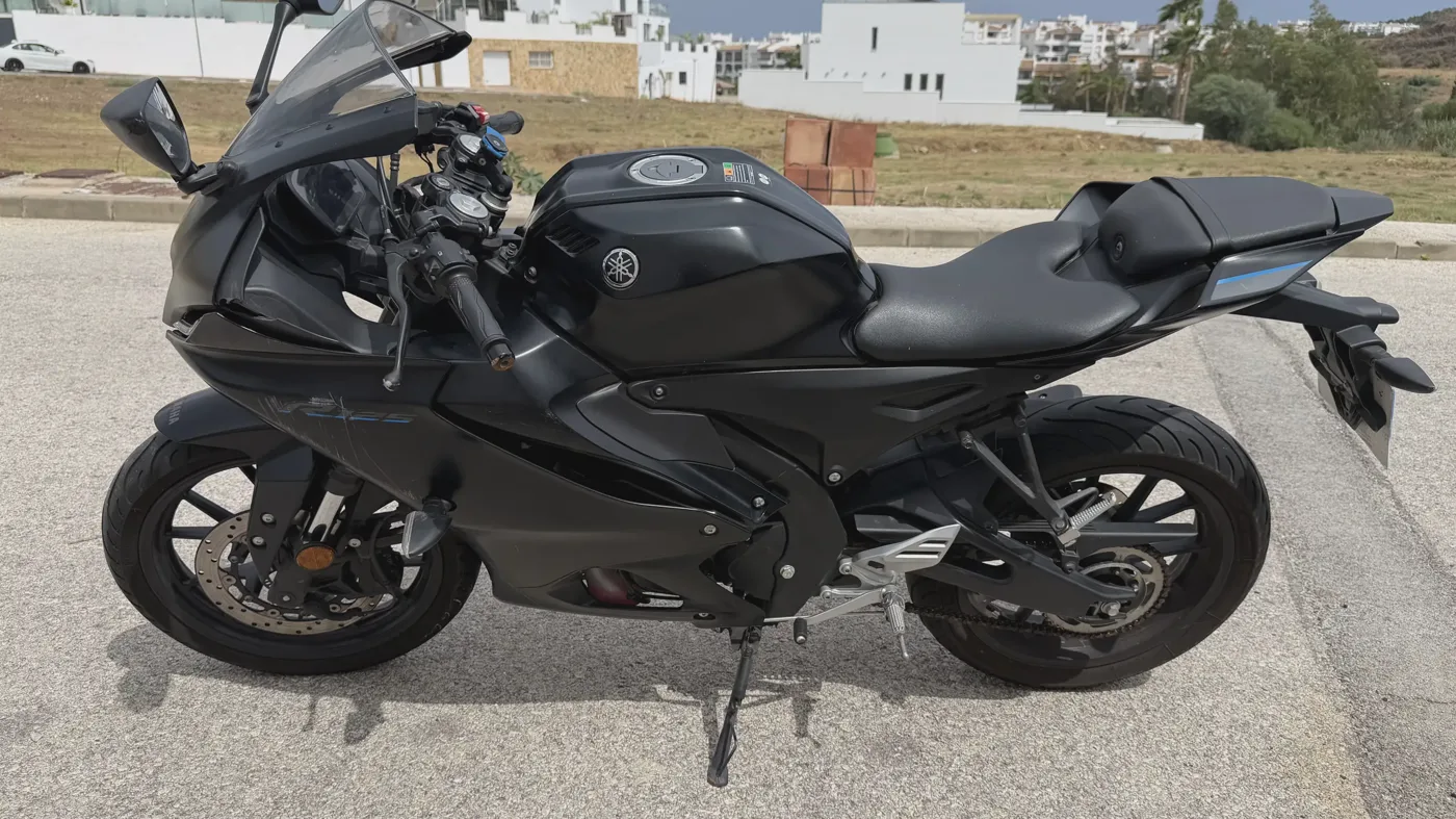 Yamaha YZF-R125 - Vista 1