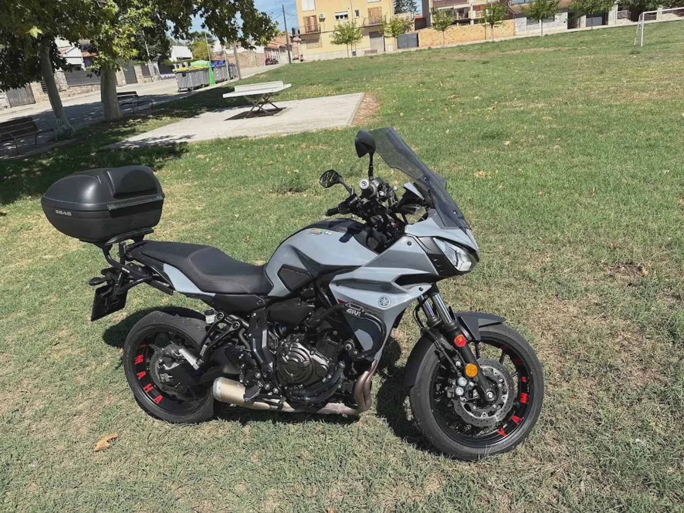 Yamaha Tracer 700 - Vista 1
